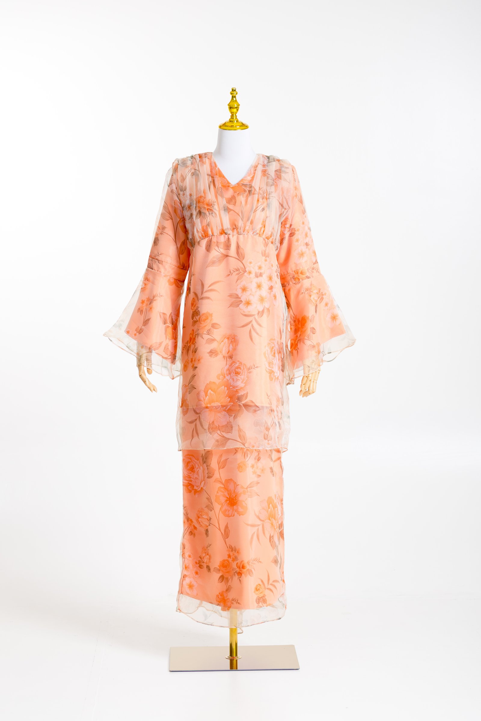 Hunny Kurung in Salmon